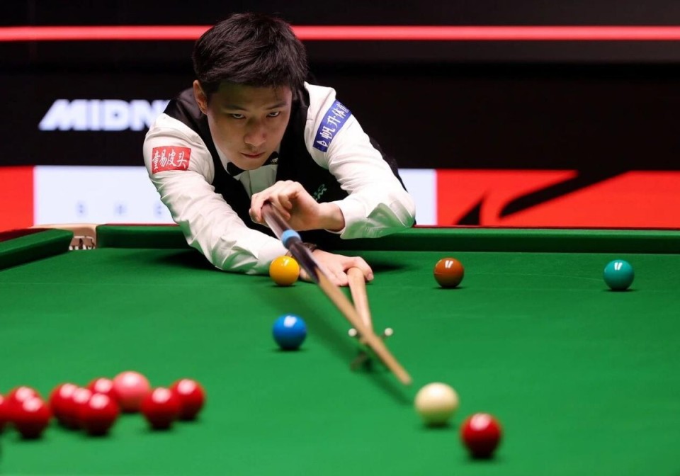 在决赛中屡 在决赛中屡